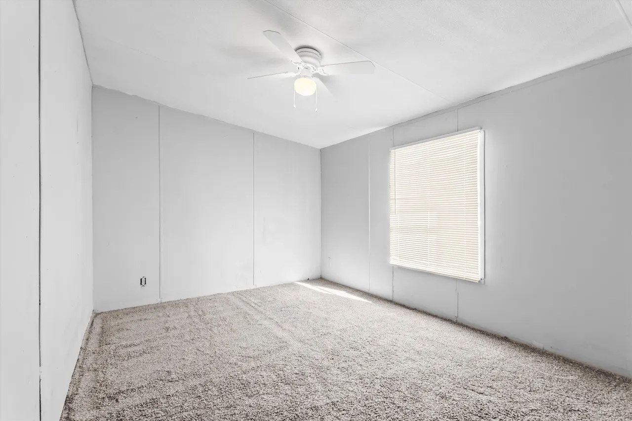 Photo 22 — 9909 N Chester Avenue, Lubbock, TX 79415