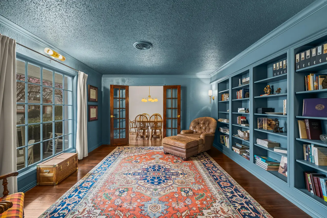 Photo 2 — 6125 Lynnhaven Drive, Lubbock, TX 79413