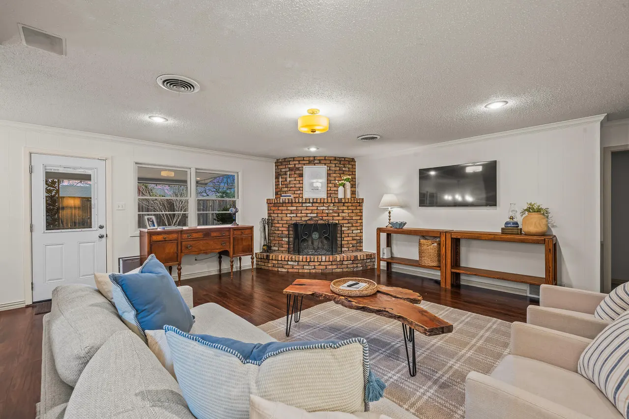 Photo 8 — 6125 Lynnhaven Drive, Lubbock, TX 79413