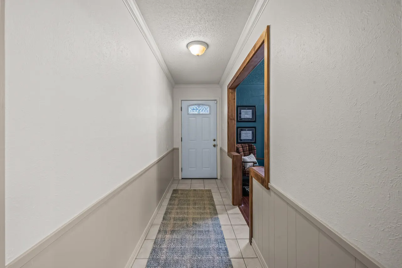Photo 4 — 6125 Lynnhaven Drive, Lubbock, TX 79413