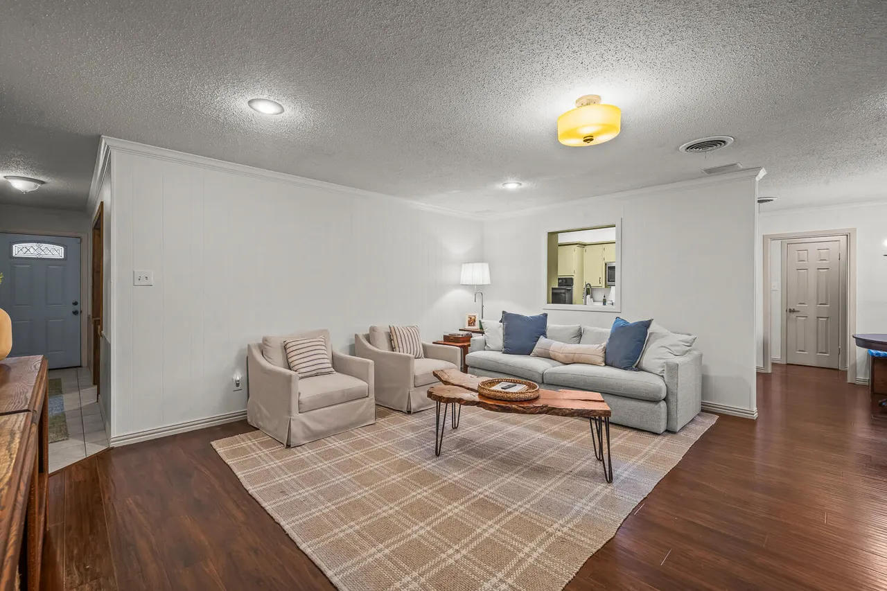 Photo 11 — 6125 Lynnhaven Drive, Lubbock, TX 79413