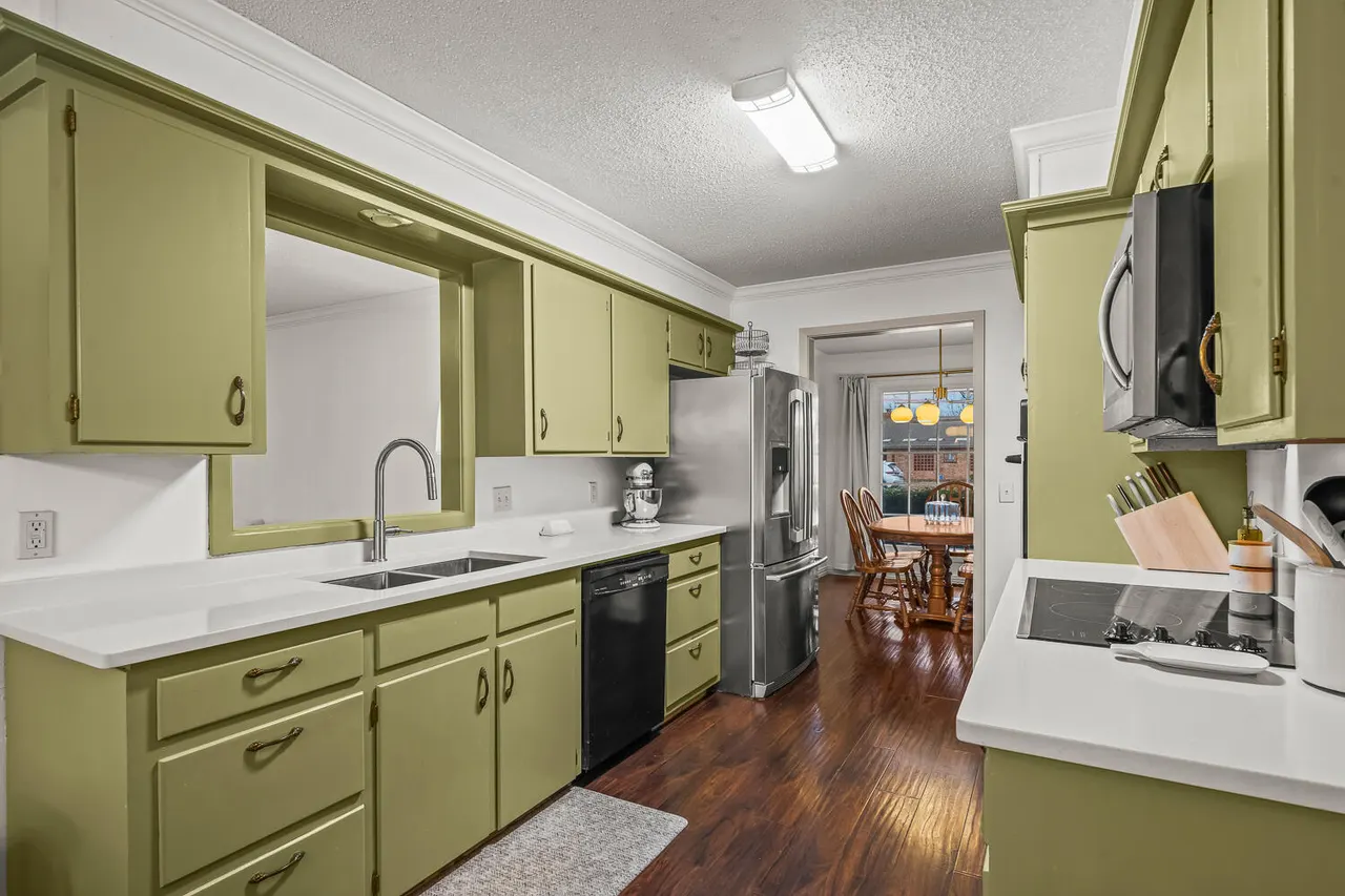 Photo 15 — 6125 Lynnhaven Drive, Lubbock, TX 79413
