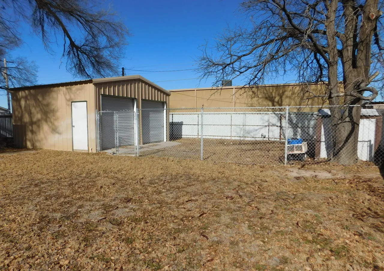 Photo 17 — 1722 W Avenue B, Muleshoe, TX 79347
