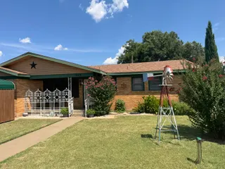 Sold home at 645 S Grain Avenue