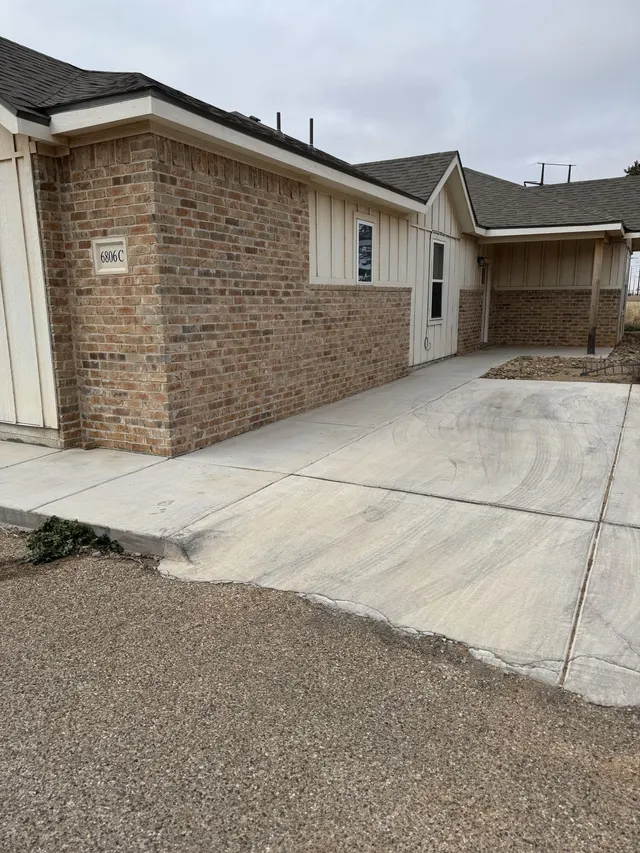 Front exterior — 6806 4th Street D, Lubbock, TX 79416
