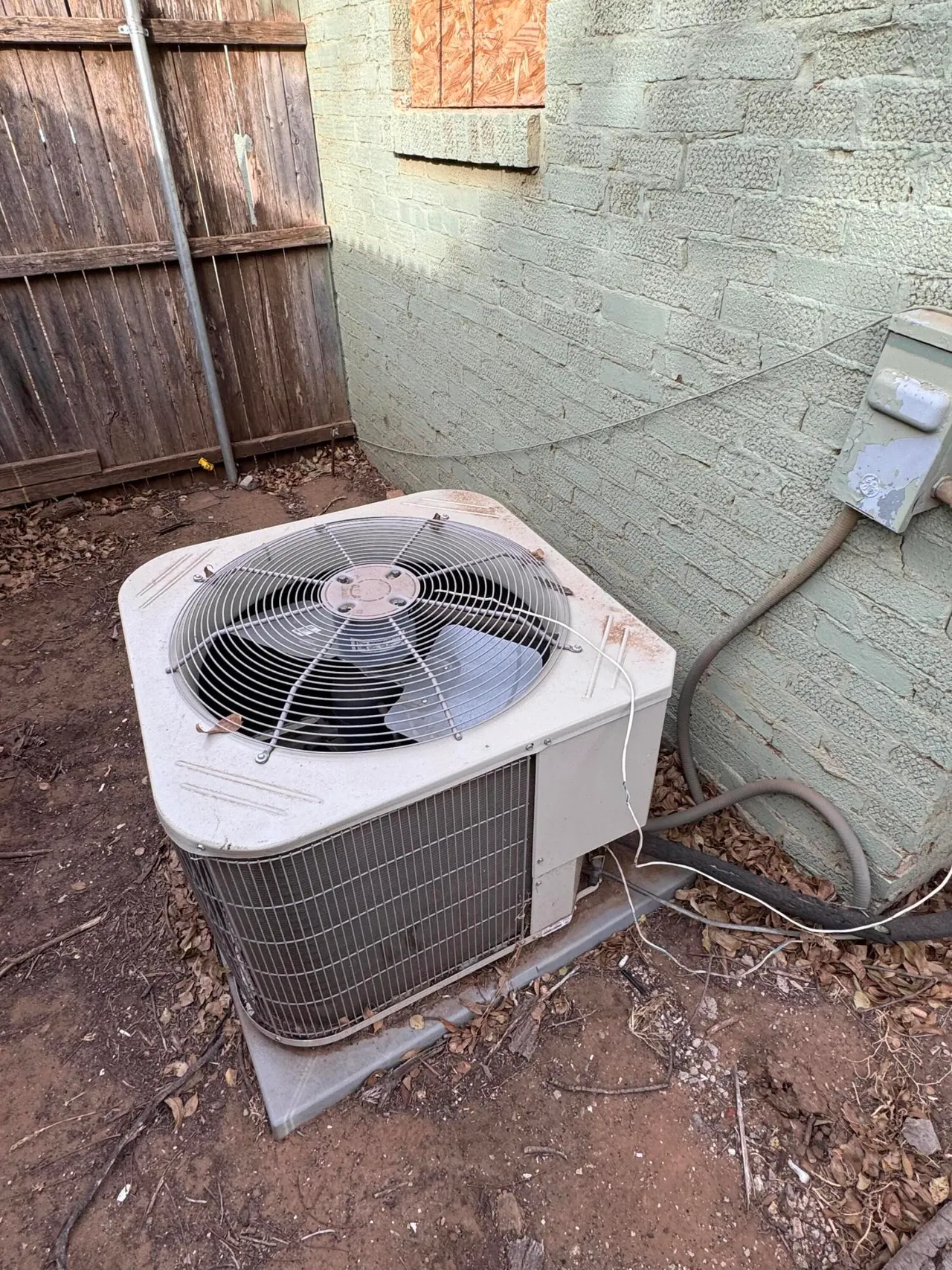 Photo 11 — 2119 26th Street, Lubbock, TX 79411