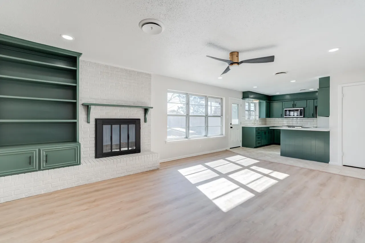 Photo 9 — 5433 42nd Street, Lubbock, TX 79414
