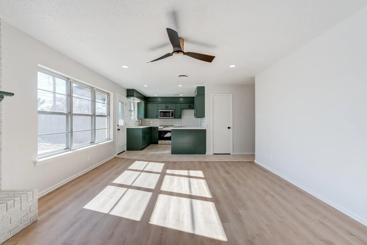 Photo 10 — 5433 42nd Street, Lubbock, TX 79414