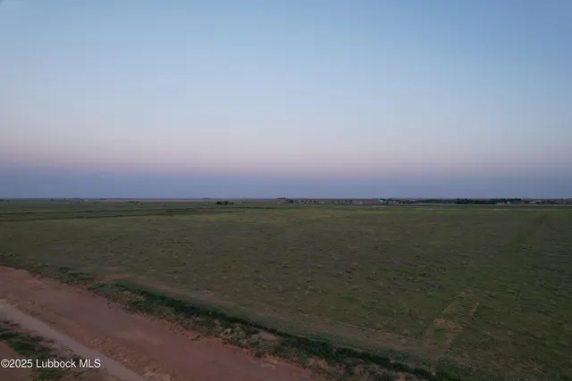 Photo 2 — 0  U.S. Highway 385, Levelland, TX 79336