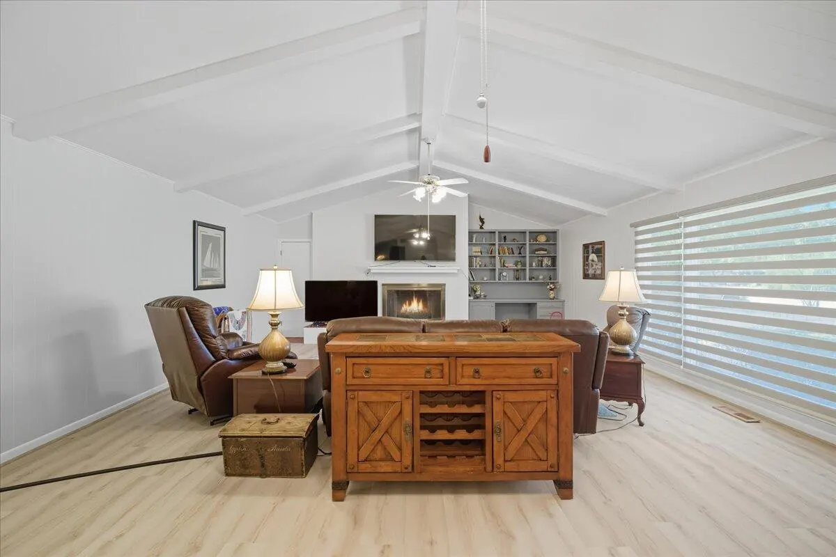Photo 9 — 1911 33rd Street, Lubbock, TX 79411