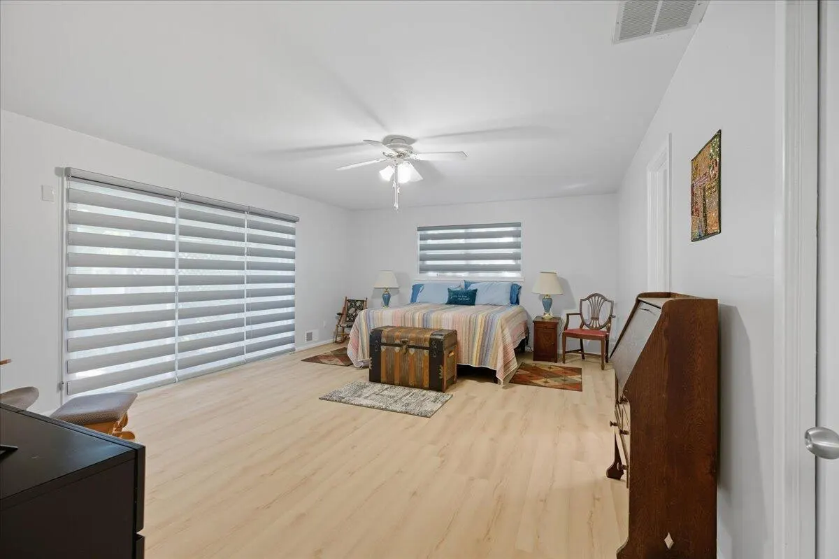 Photo 25 — 1911 33rd Street, Lubbock, TX 79411