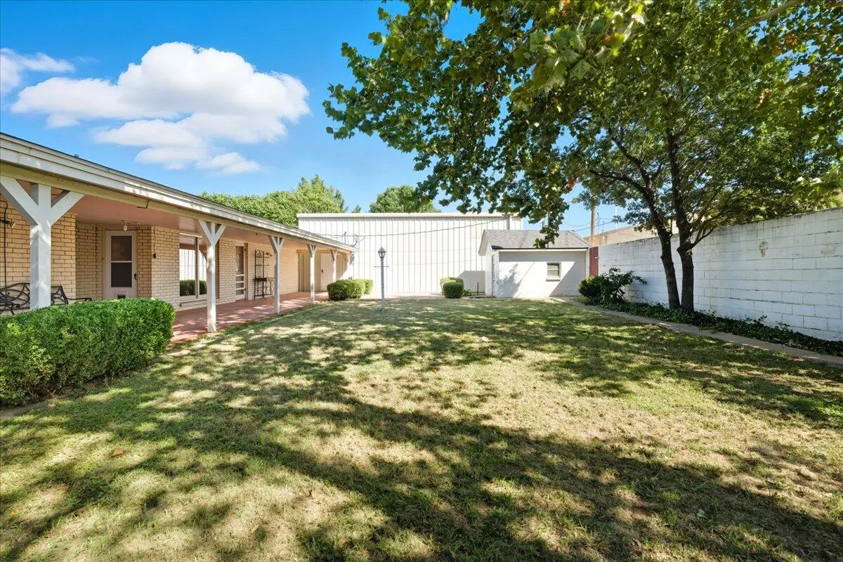 Photo 31 — 1911 33rd Street, Lubbock, TX 79411