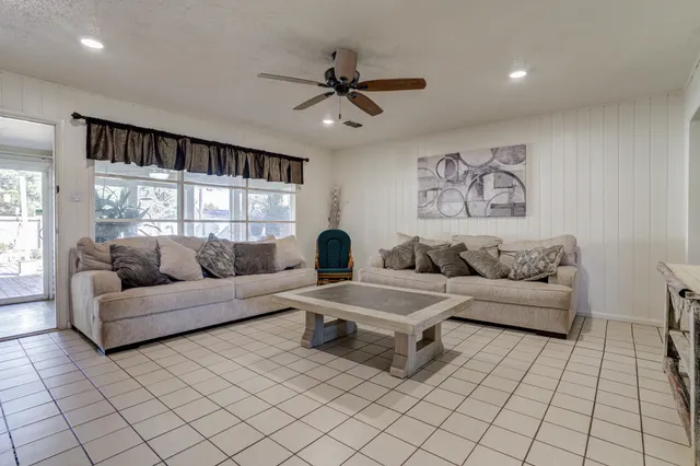 Photo 6 — 2120 53rd St, Lubbock, TX 79412