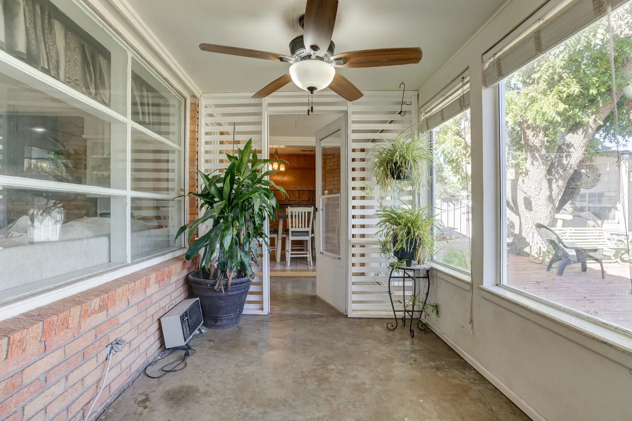 Photo 25 — 2120 53rd St, Lubbock, TX 79412