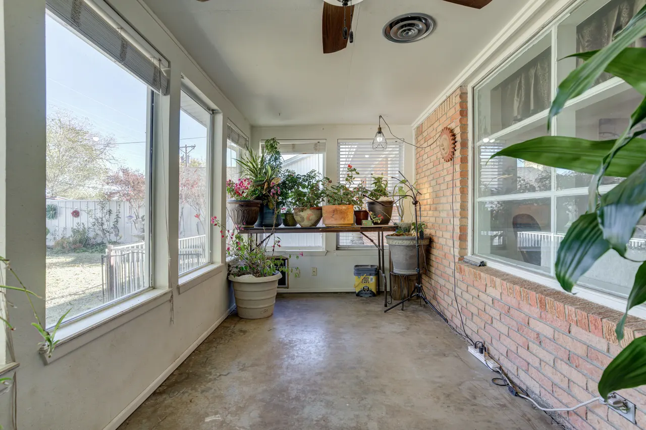 Photo 26 — 2120 53rd St, Lubbock, TX 79412