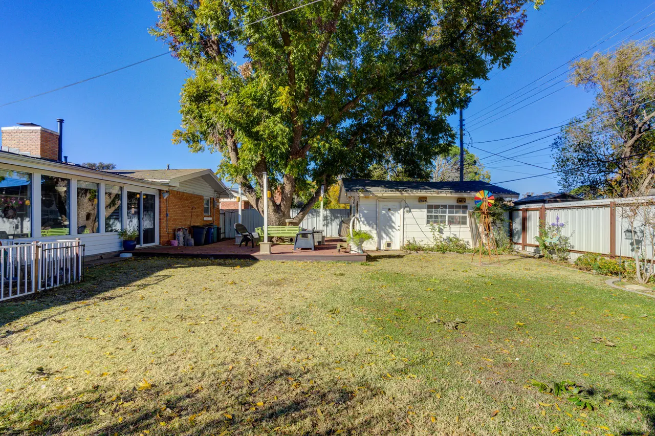 Photo 31 — 2120 53rd St, Lubbock, TX 79412