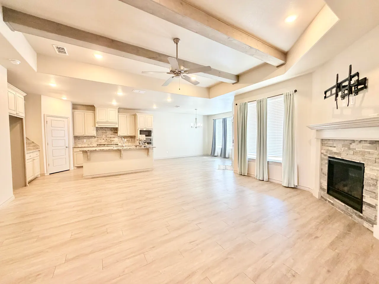 Photo 4 — 7611 61st Street, Lubbock, TX 79407
