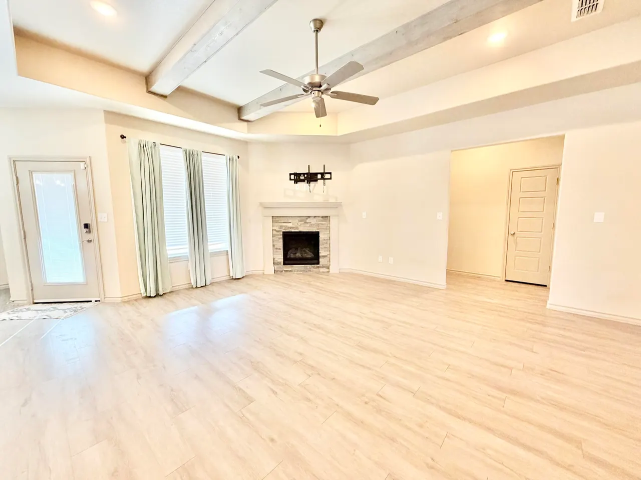 Photo 10 — 7611 61st Street, Lubbock, TX 79407