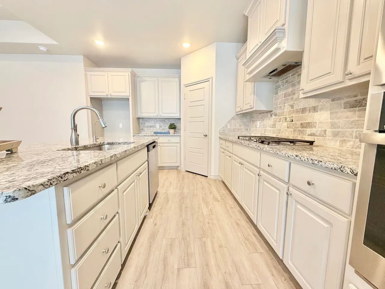Photo 14 — 7611 61st Street, Lubbock, TX 79407