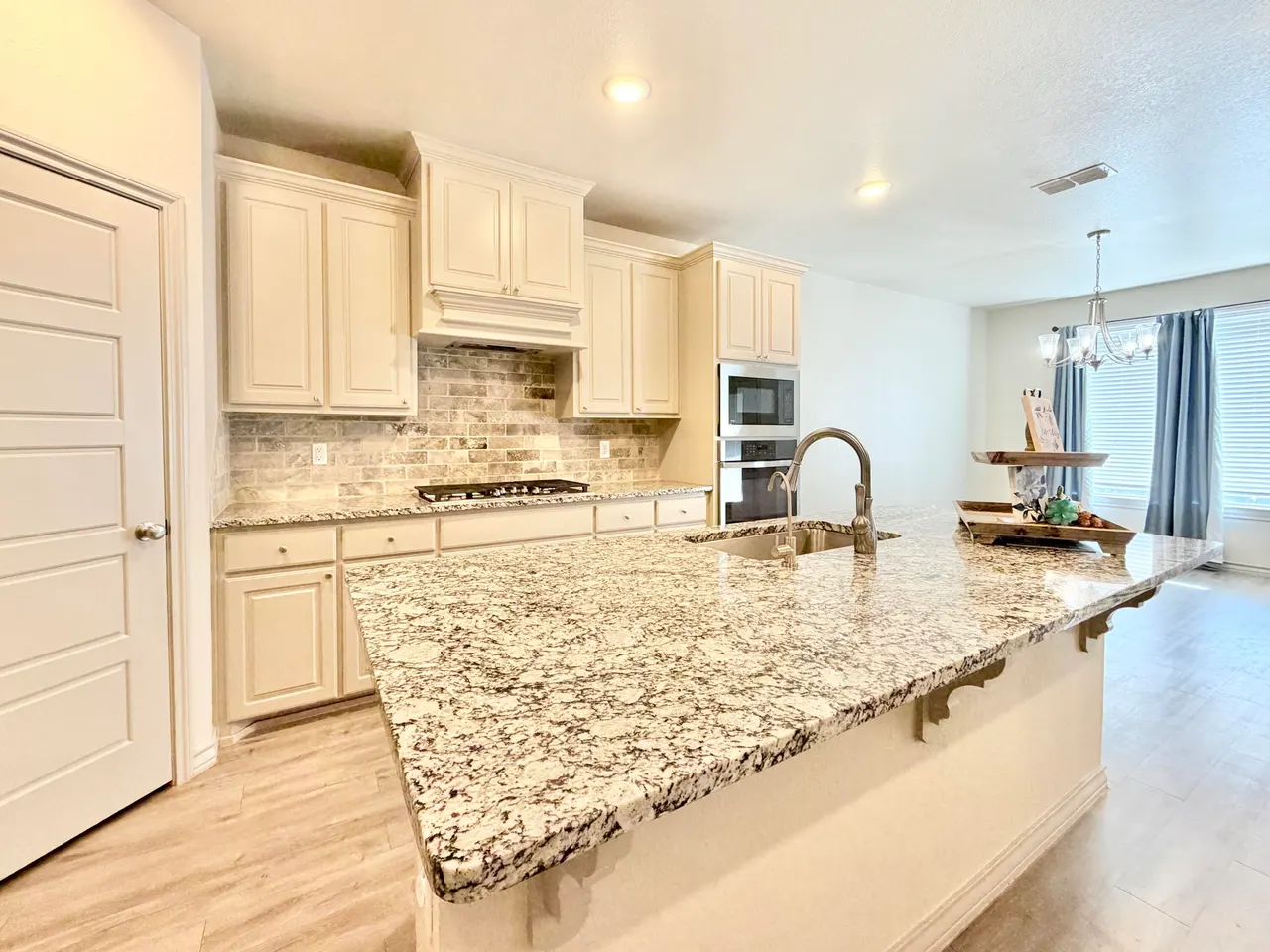 Photo 16 — 7611 61st Street, Lubbock, TX 79407