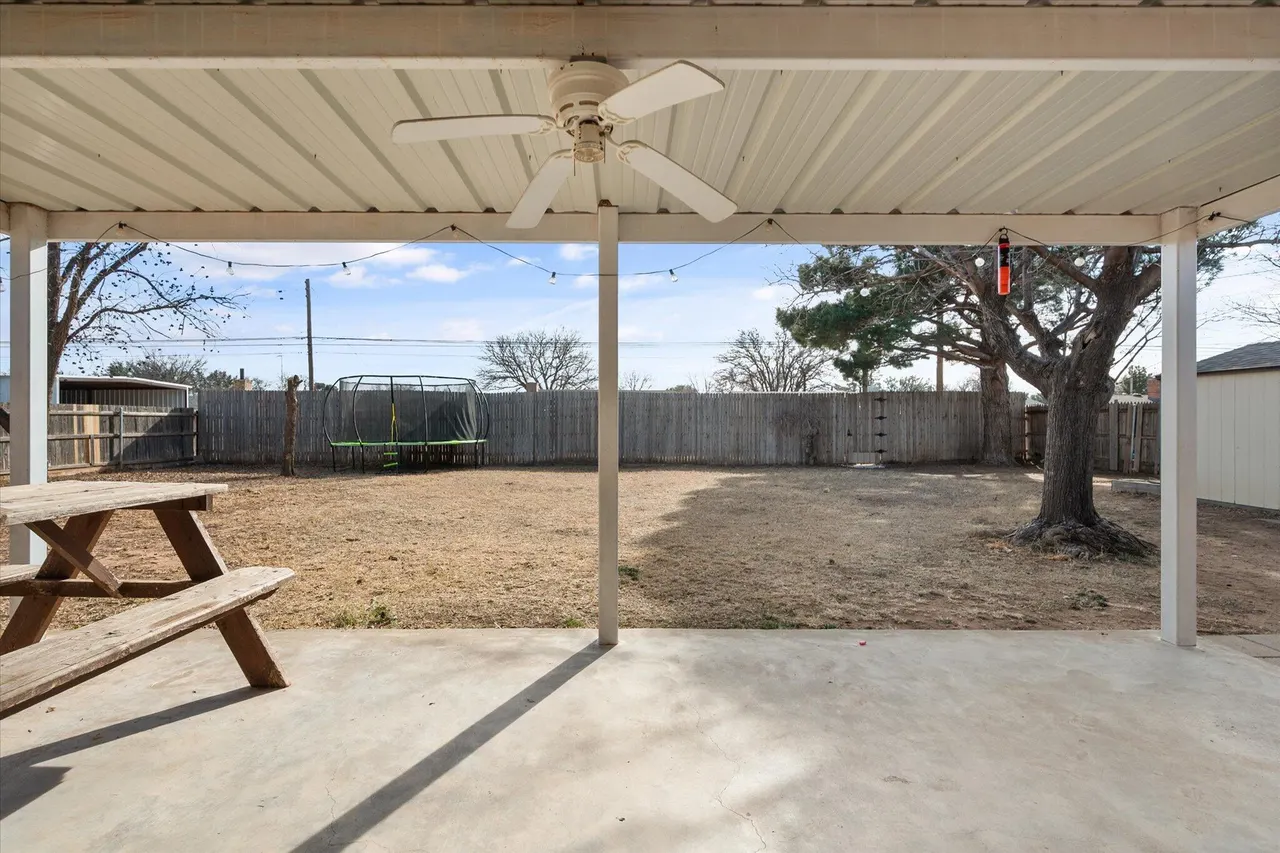 Photo 32 — 214 Willow Wood Lane, Levelland, TX 79336