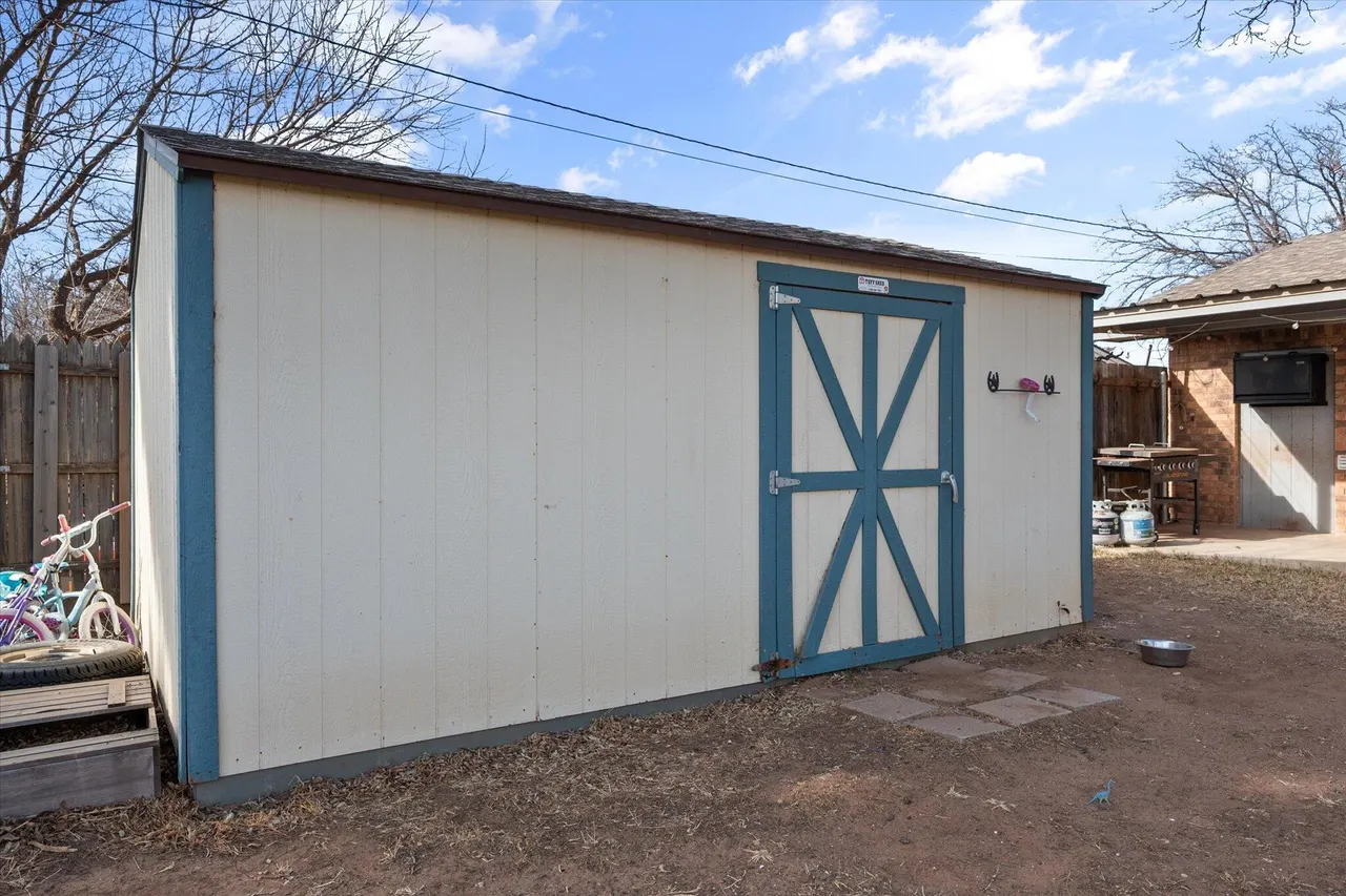 Photo 35 — 214 Willow Wood Lane, Levelland, TX 79336