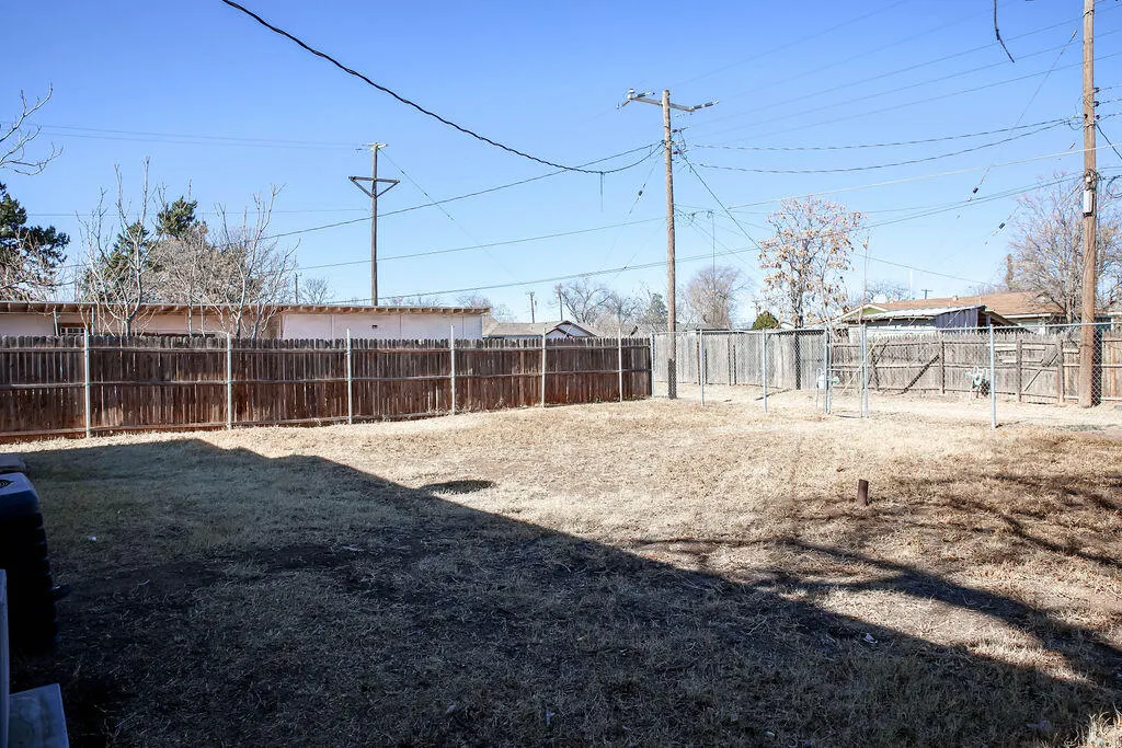 Photo 19 — 532 54th Street, Lubbock, TX 79404