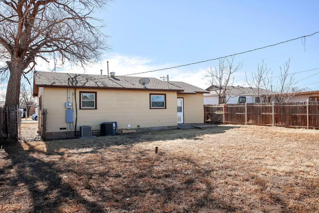 Photo 17 — 532 54th Street, Lubbock, TX 79404