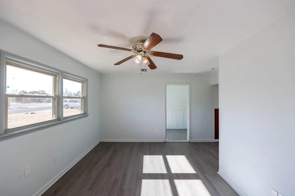 Photo 3 — 532 54th Street, Lubbock, TX 79404