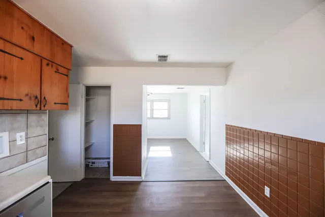 Photo 7 — 532 54th Street, Lubbock, TX 79404