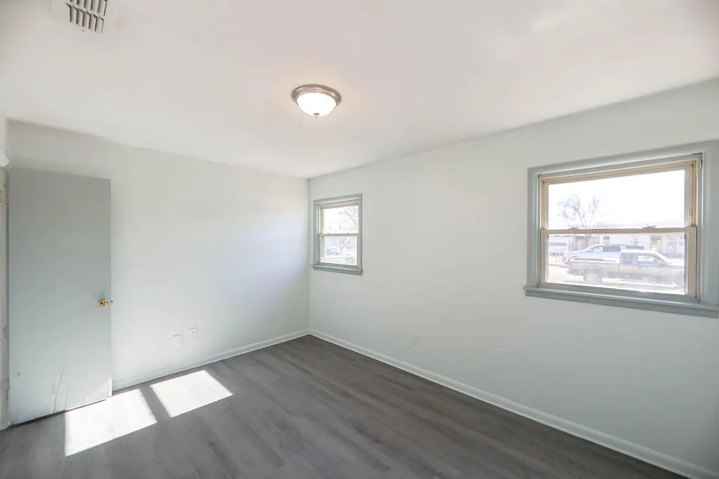 Photo 13 — 532 54th Street, Lubbock, TX 79404