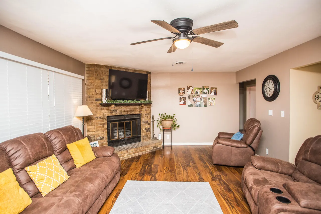 Photo 6 — 1550 W Lynn Street, Slaton, TX 79364
