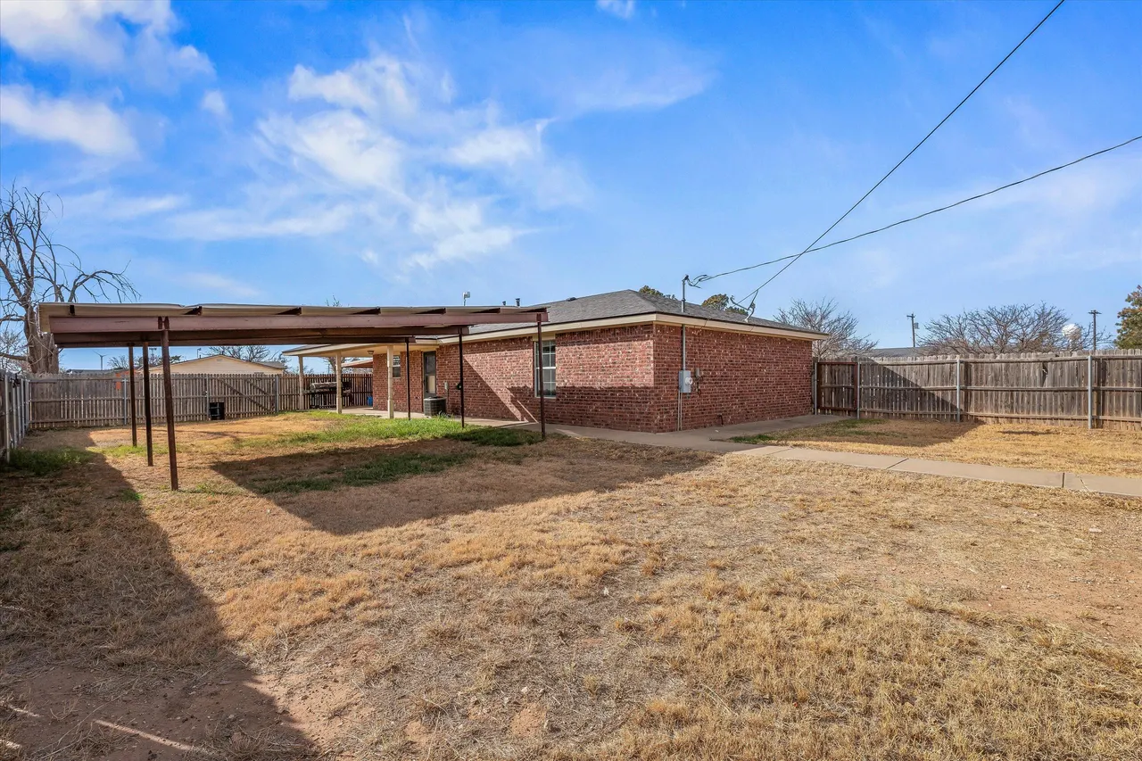 Photo 20 — 700 Avenue N, Ralls, TX 79357