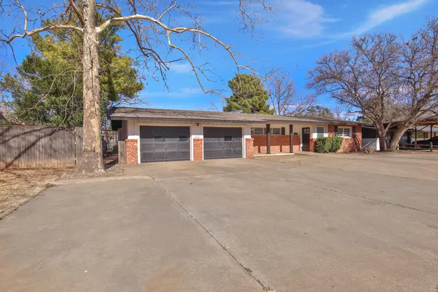 Photo 2 — 2510 58th Street, Lubbock, TX 79413