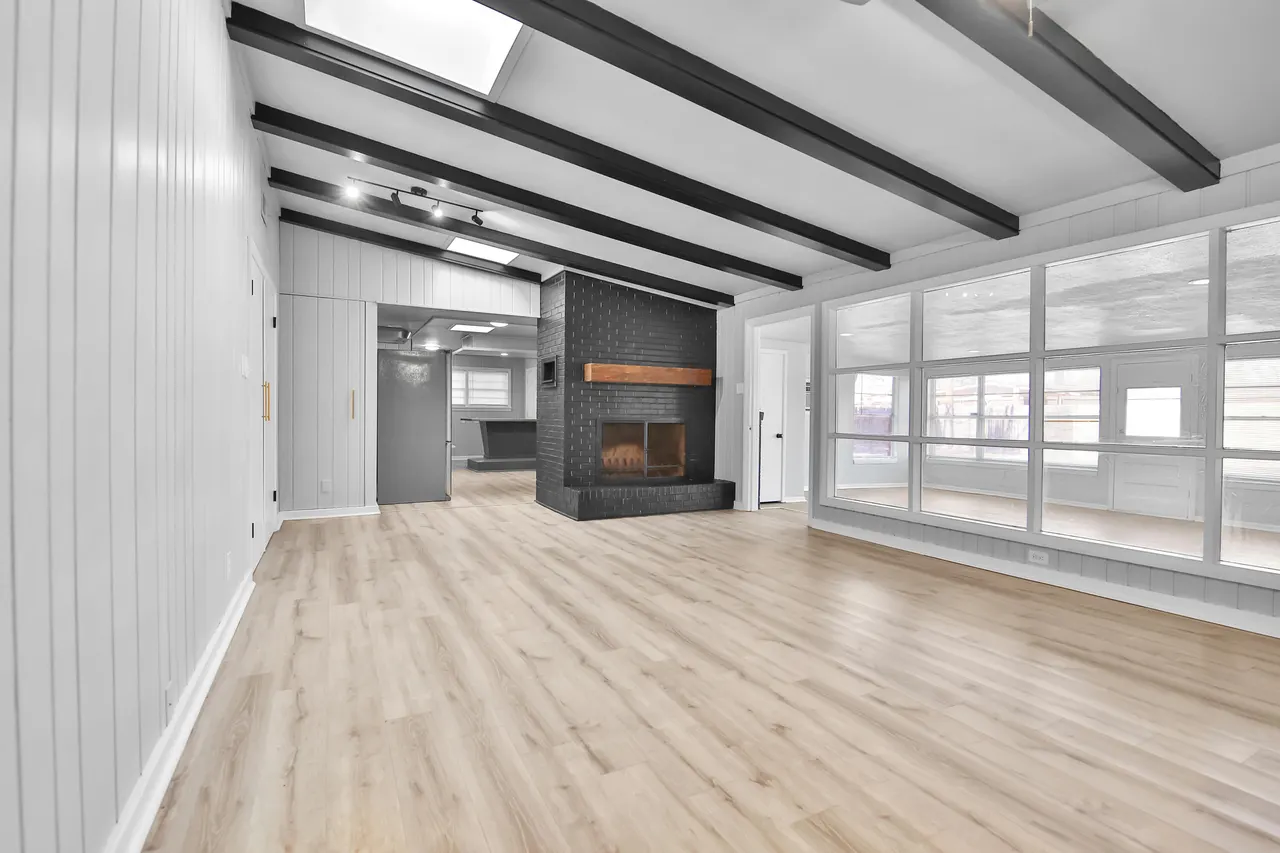 Photo 5 — 2510 58th Street, Lubbock, TX 79413