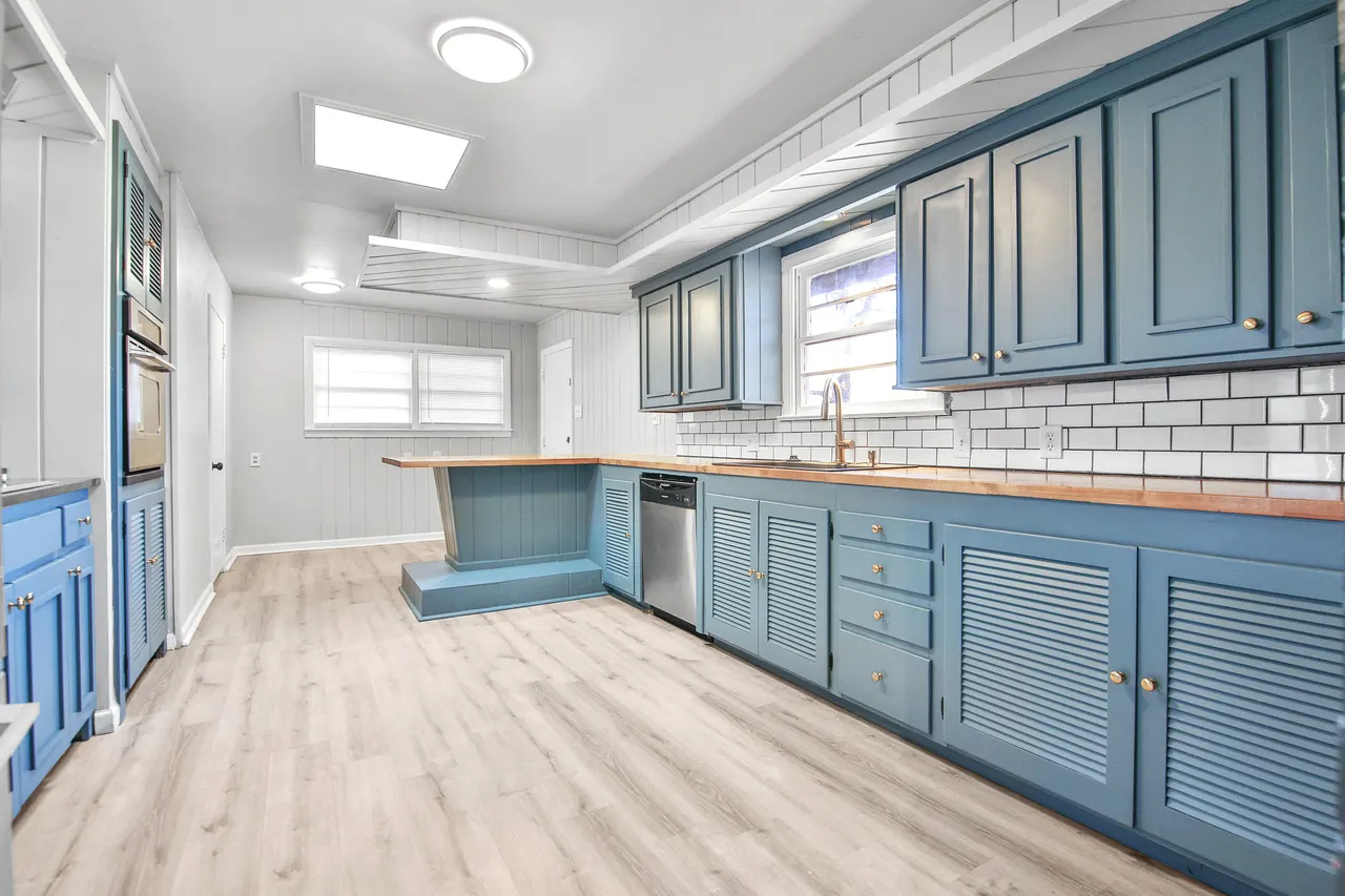 Photo 8 — 2510 58th Street, Lubbock, TX 79413