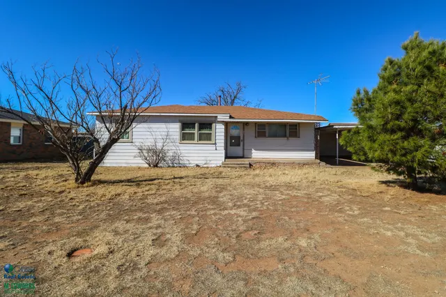 Front exterior — 404 Wilson Street, Sudan, TX 79371