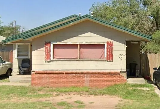Front exterior — 2310 Avenue T, Lubbock, TX 79411