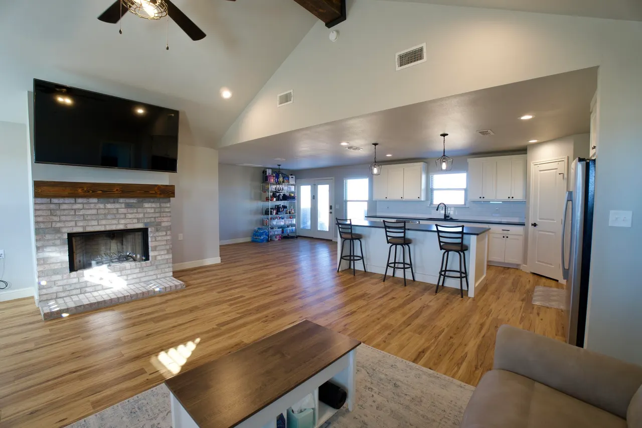 Photo 3 — 7405 County Road 3700, Slaton, TX 79364