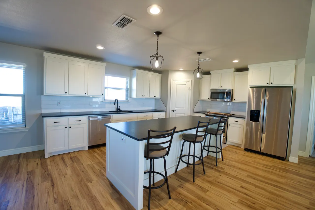 Photo 4 — 7405 County Road 3700, Slaton, TX 79364