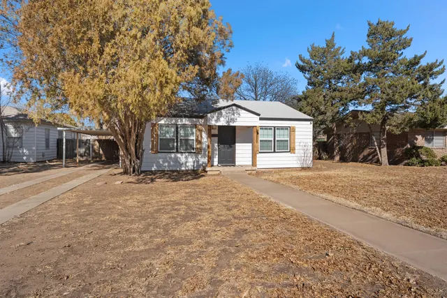 Photo 2 — 3504 25th Street, Lubbock, TX 79410
