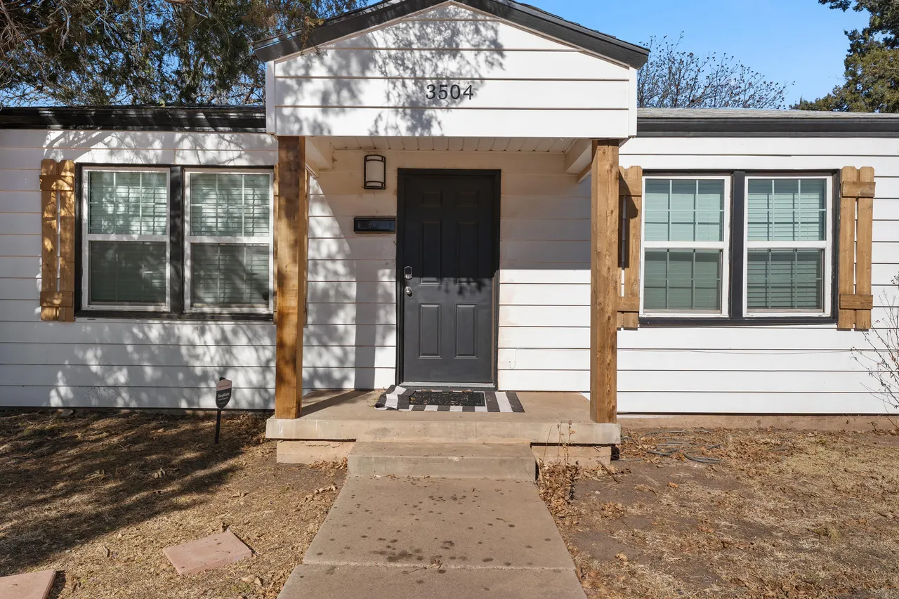 Front exterior — 3504 25th Street, Lubbock, TX 79410