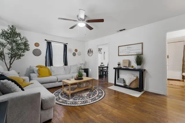 Photo 5 — 3504 25th Street, Lubbock, TX 79410