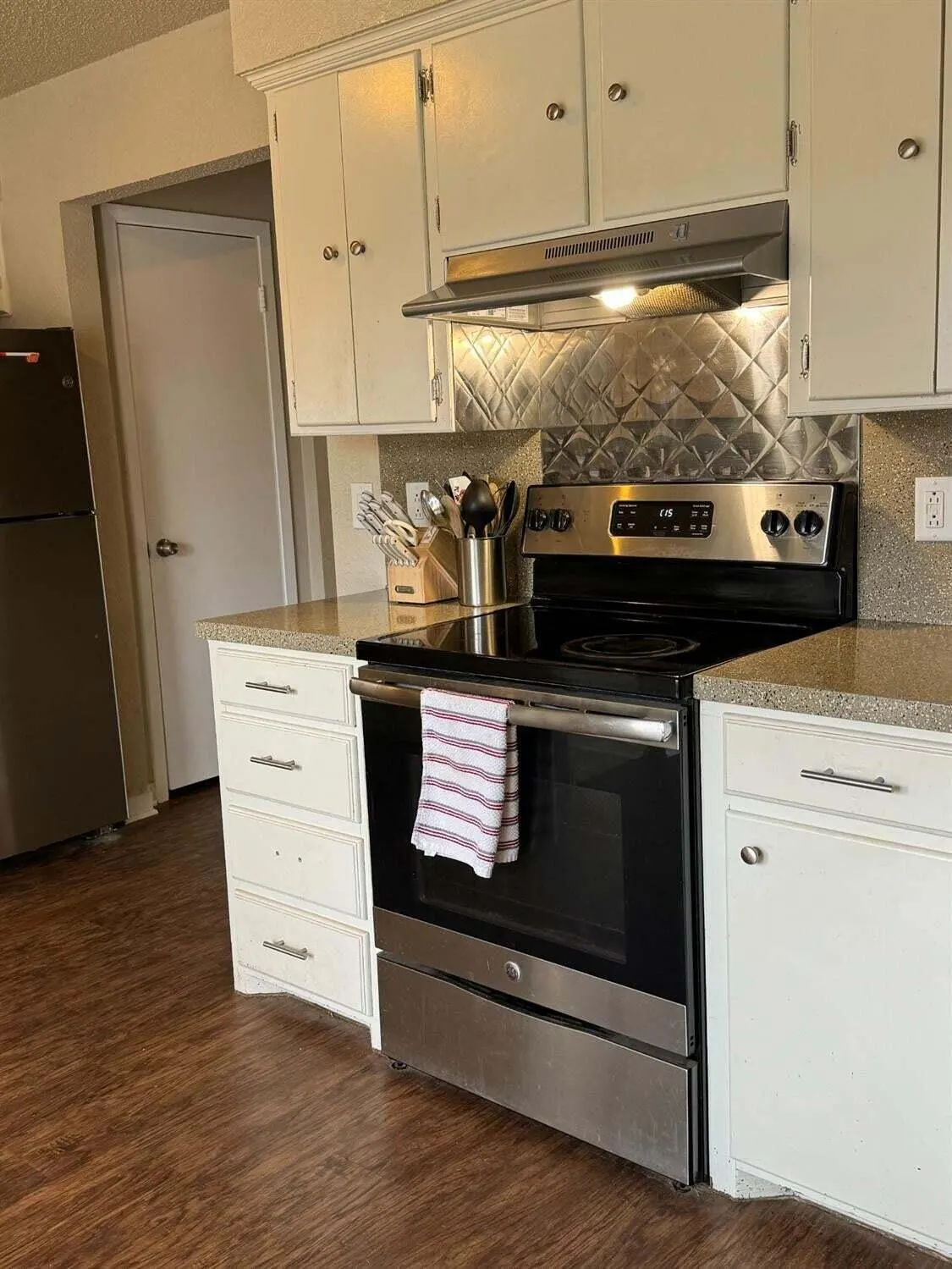 Photo 5 — 6027 13th Street, Lubbock, TX 79416