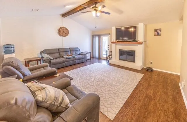 Photo 8 — 6027 13th Street, Lubbock, TX 79416