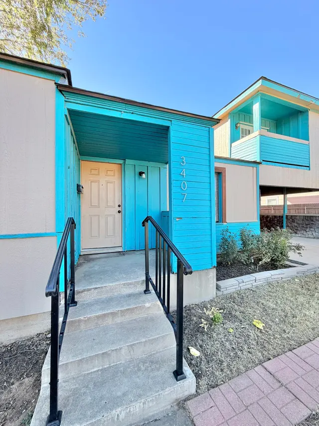 Photo 2 — 3407 30th Street, Lubbock, TX 79410