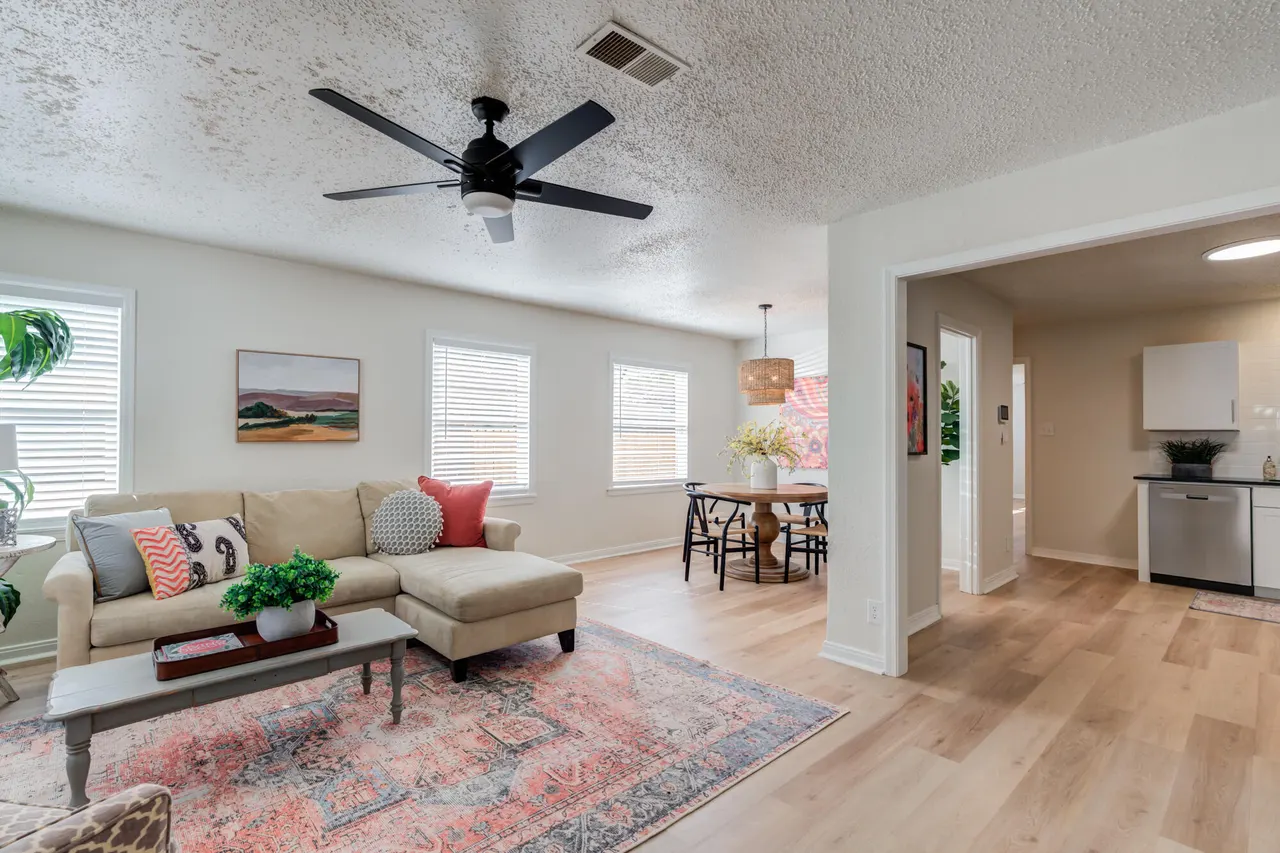 Photo 5 — 3610 30th Street, Lubbock, TX 79410