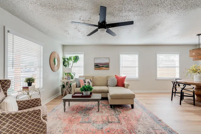 Photo 7 — 3610 30th Street, Lubbock, TX 79410