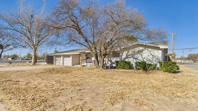 Photo 2 — 3702 36th Street, Lubbock, TX 79413