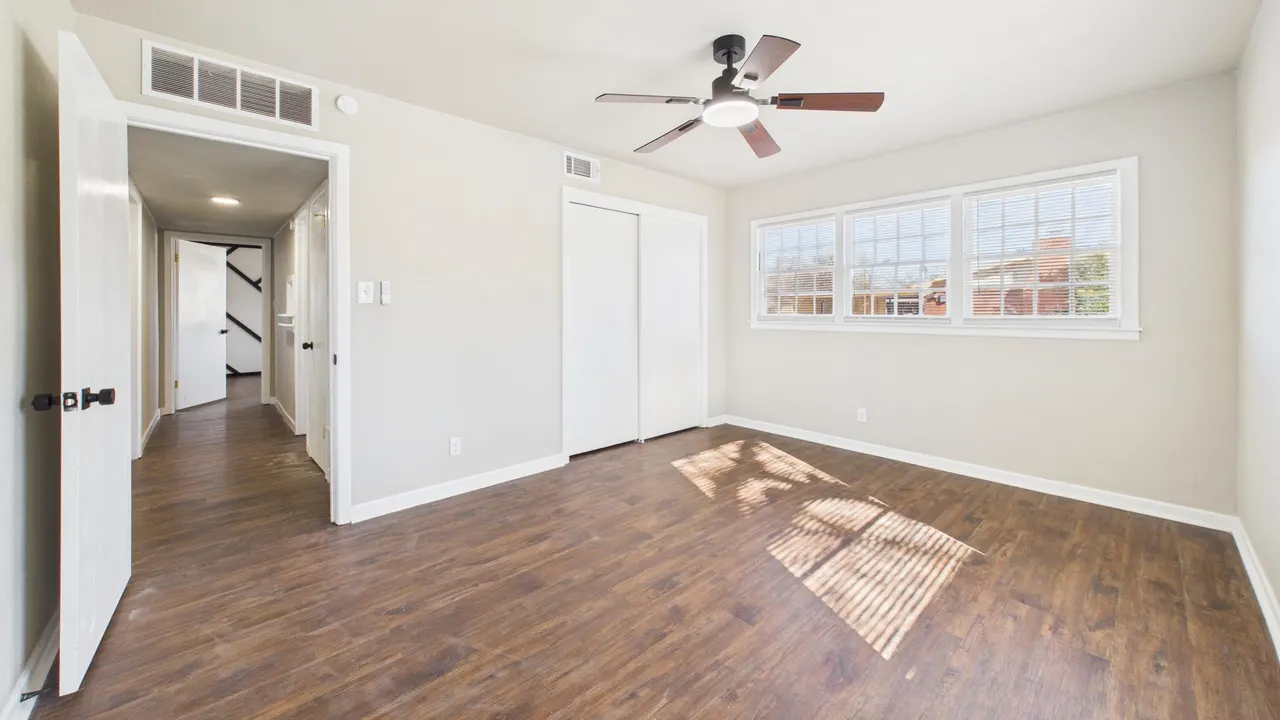 Photo 11 — 3702 36th Street, Lubbock, TX 79413